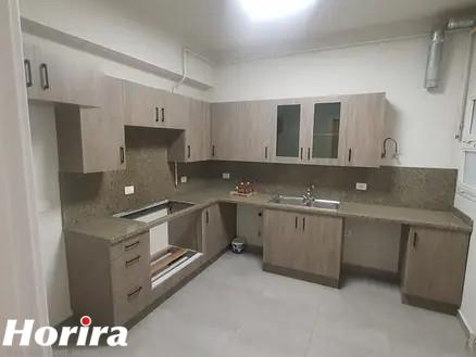 165374636-600×450-1